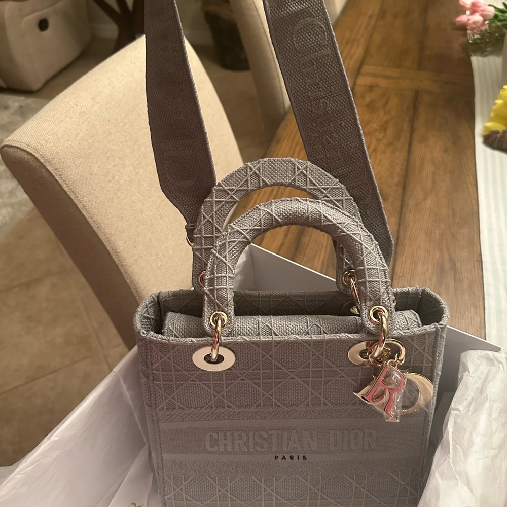 Dior Gray Tote Bag - Picture 7 of 9